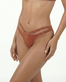 DAYLE SLIP QUEMADA
