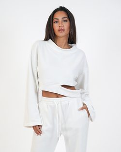 MEGAN WHITE WIDE SLEEVE SWEATER