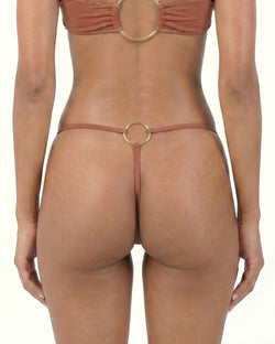 NELLY TANGA QUEMADO